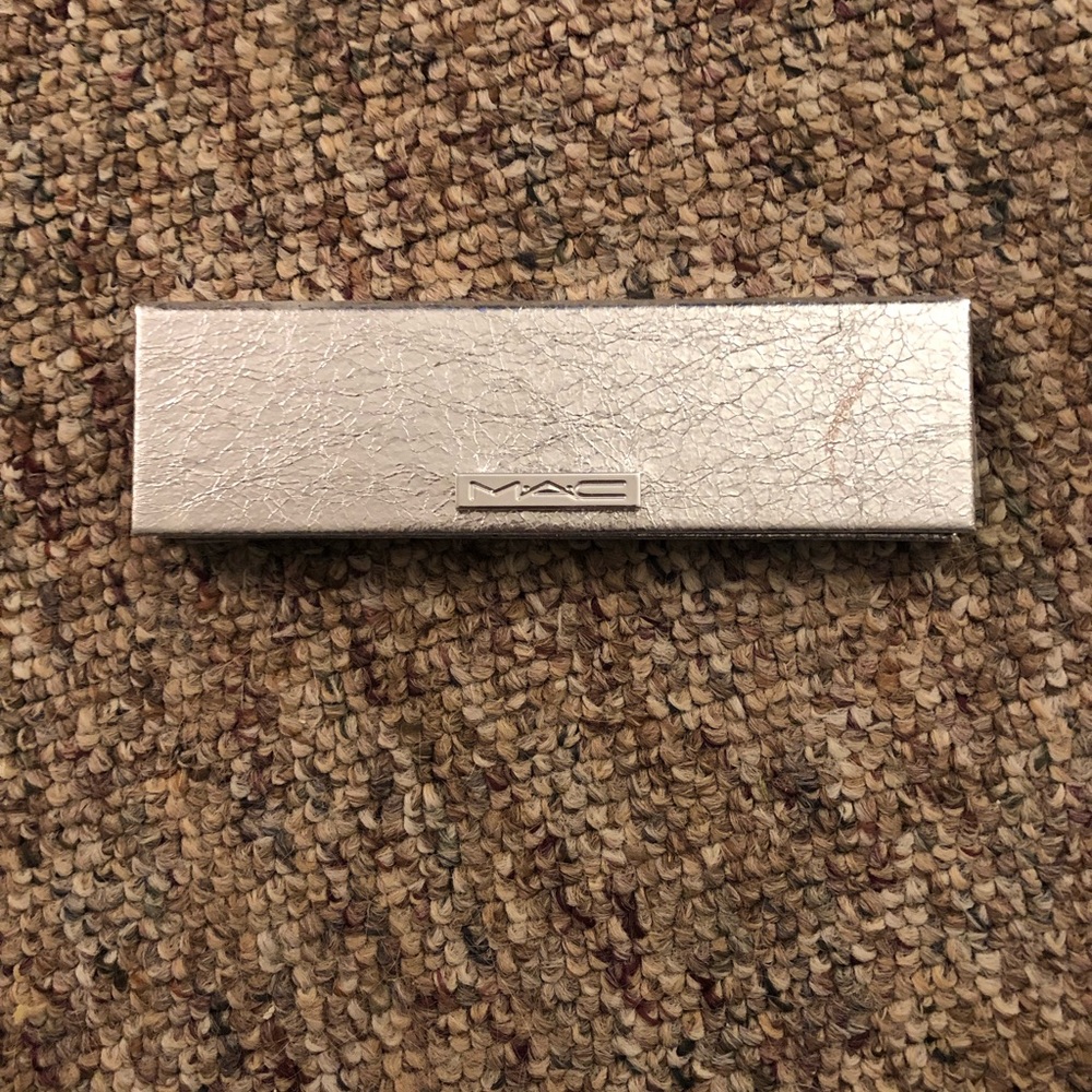 MAC Cosmetics snow ball palette